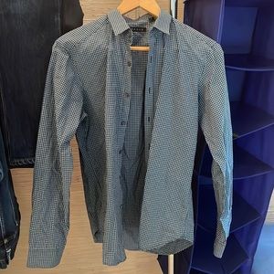 Theory mens size small button down